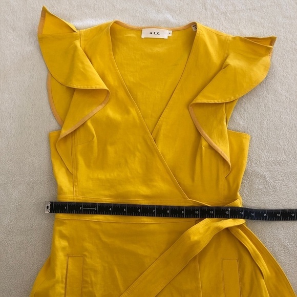 A.L.C. Linen Walker Ruffle Midi Wrap Dress. Yellow. Size 2 - Picture 12 of 16